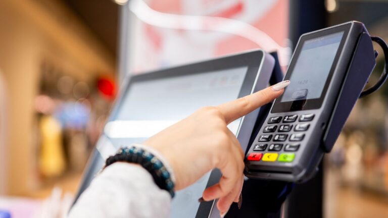 14 Publix Habits That Make Floridians Dread the Person Behind Them