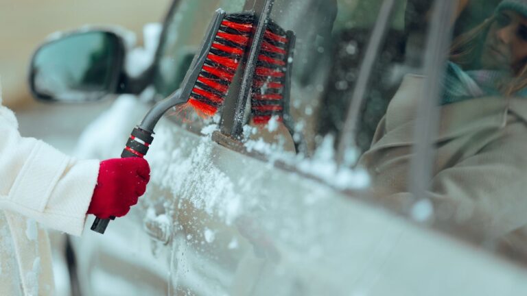 9 Things North Dakotans Keep in Their Car From October On