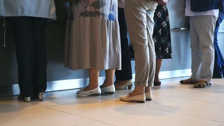 6 Documents Illinois Residents Get Turned Away From the REAL ID Counter Without