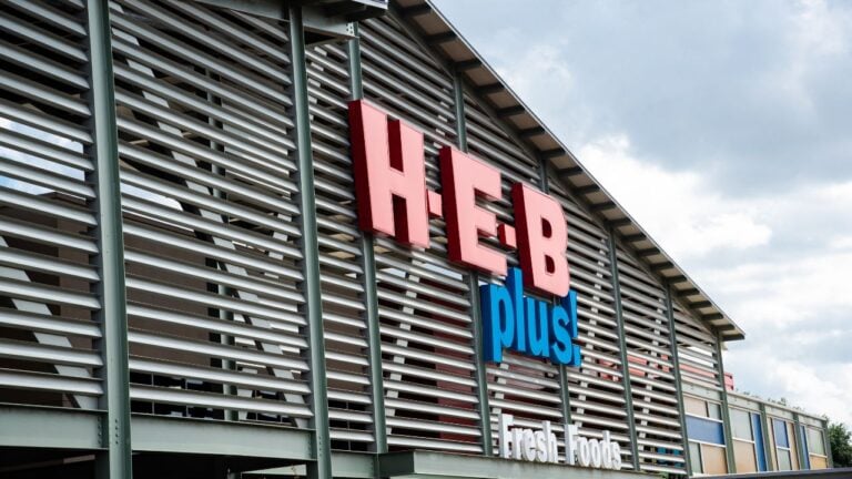 Texans Love H-E-B, but Consumer Reports Members Ranked Other Chains Higher