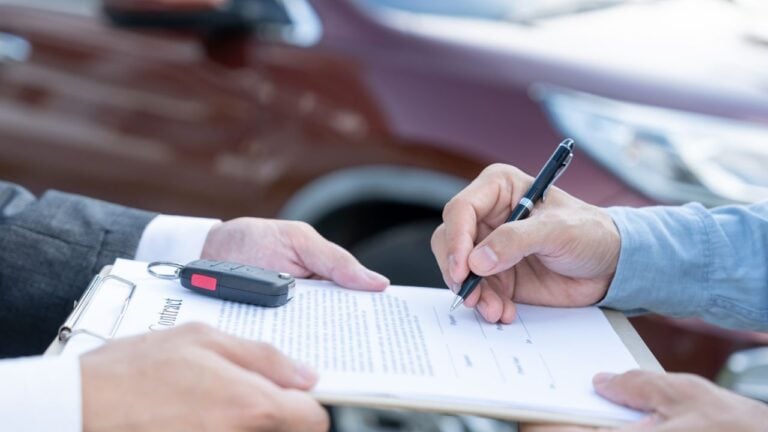 8 Secrets Pennsylvania Notaries Wish Drivers Knew Before a Title Transfer