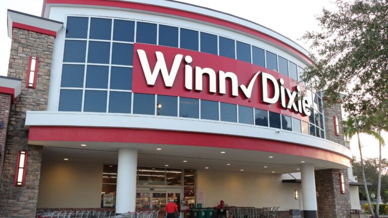 6 Things Winn-Dixie Still Has That Publix Doesn’t, and Floridians Notice