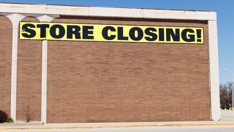 6 Ohio Chain Stores From the 1980s That Are Gone for Good