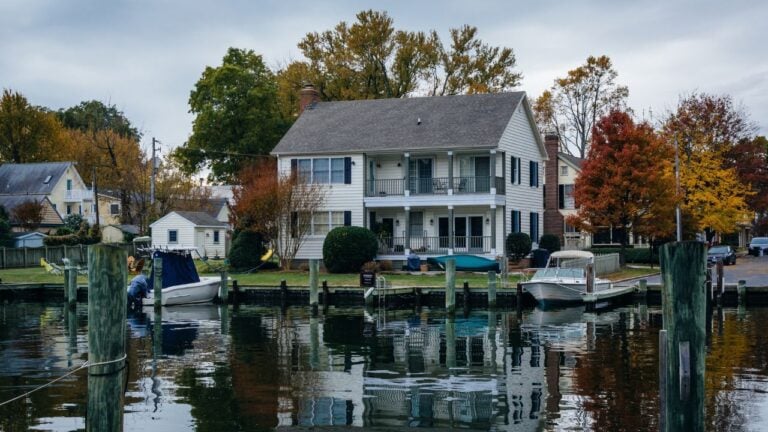 3 Maryland Waterfront Rules That Stay With the Property After Closing