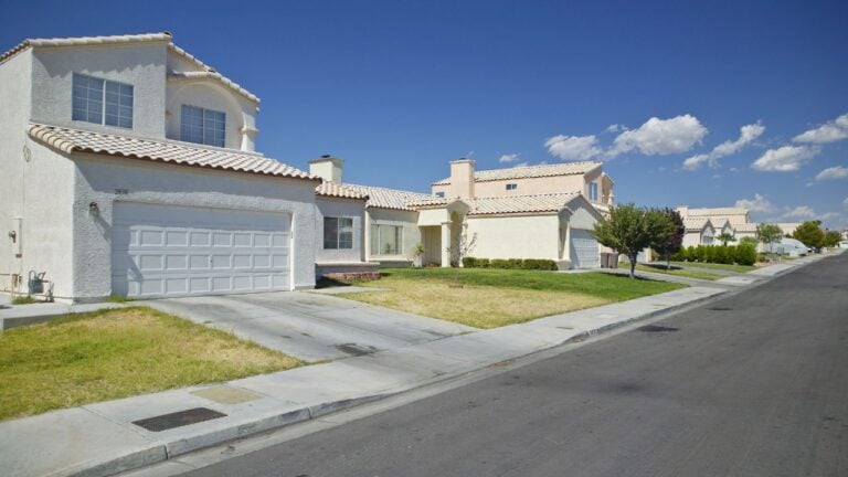 7 Nevada HOA Rules That Blindside Californians the First Year