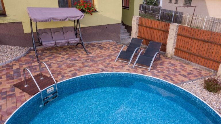 7 Arizona Rules That Kick In the Day a Pool Goes In