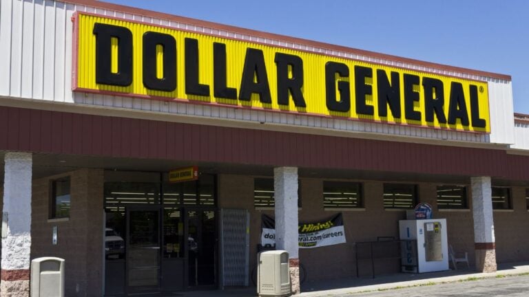 5 Precautions Georgians Should Take When Shopping at Dollar General