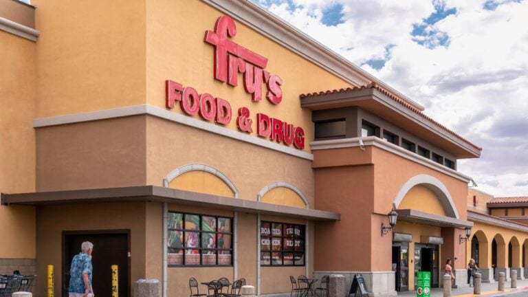 7 Fry’s Secrets Employees Wish Arizonans Knew