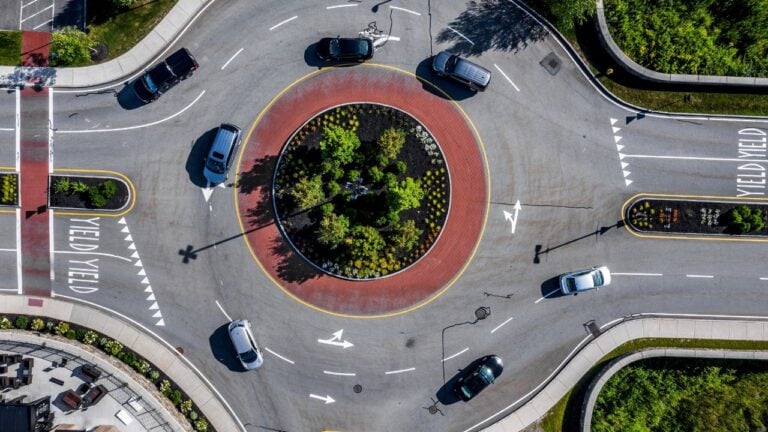 7 Things Bay Staters Do That Make No Sense South of Hartford