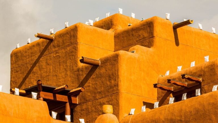 3 Things New Mexicans Know About Luminarias That Everyone Else Gets Wrong