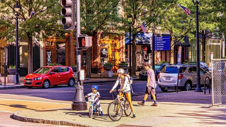 6 Things That Make North Carolinians in Charlotte and Raleigh Roll Their Eyes at Each Other
