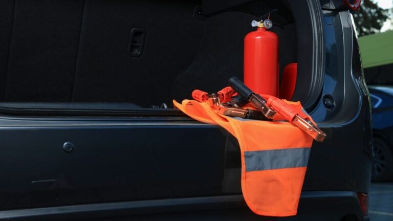 13 Things Wisconsinites Keep in the Car From November to April