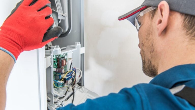 6 Things Kentucky Furnace Technicians Wish Homeowners Knew Before the First Cold Night