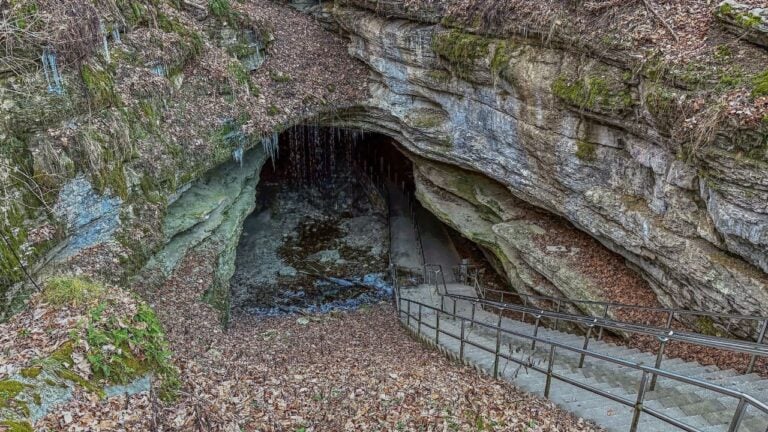 6 Caves Kentuckians Save for the Cold Months