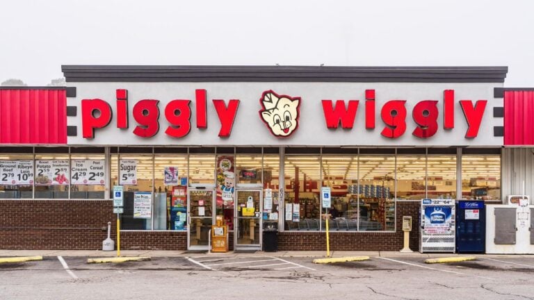 6 Piggly Wiggly Secrets Employees Wish South Carolinians Knew