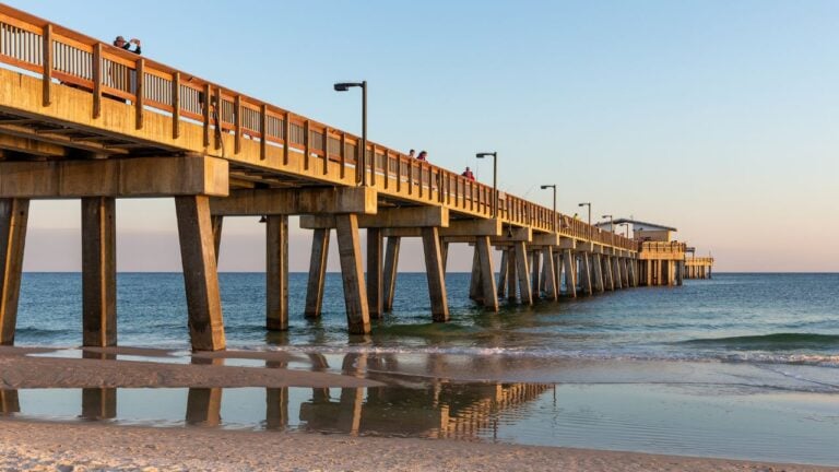 7 Alabama Gulf Coast Spots Alabamians Save for the Off-Season