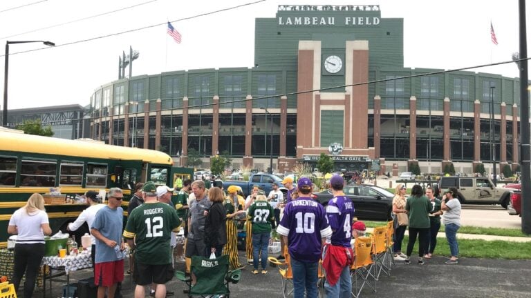 9 Things a Packers Sunday Changes About Life in Wisconsin