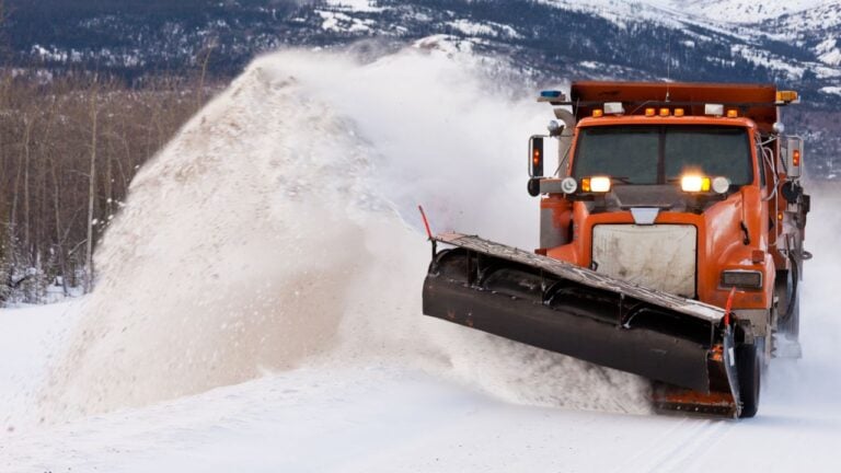 7 Things Oregon Snowplow Drivers Wish Commuters Knew Before the First Storm