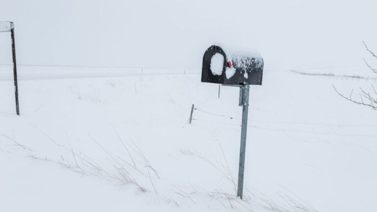 4 Ohio Rules That Decide Who Pays When a Snowplow Hits Your Mailbox