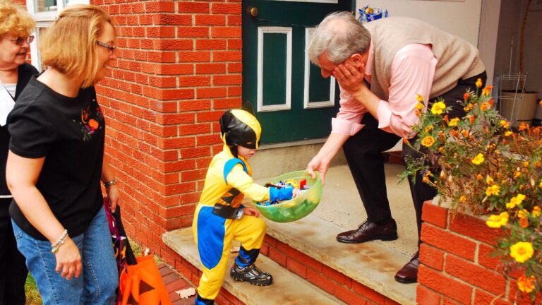 6 Trick-or-Treat Rules Virginians Can Be Fined For Breaking