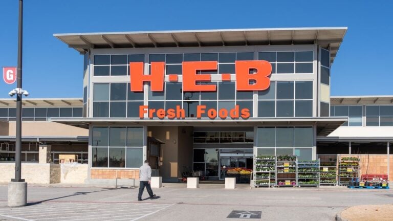 How Did H-E-B Score in a National Survey of 19 Grocery Chains? Texans Discover Who Came Out Ahead