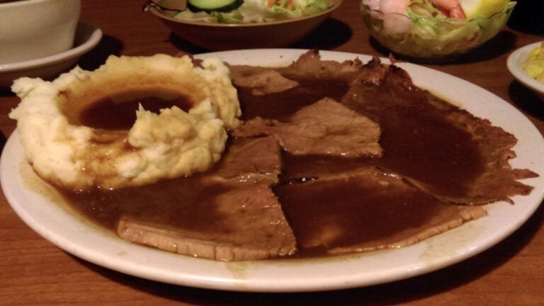 Michigan’s Last Sign of the Beefcarver Closes Sunday After Nearly 70 Years