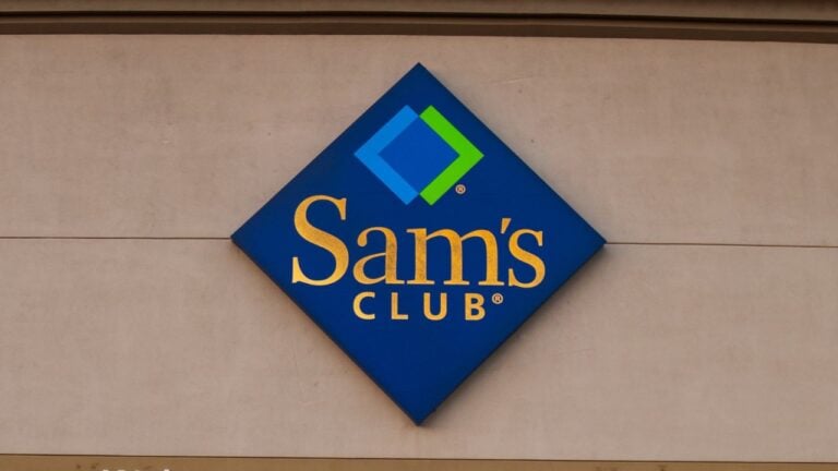Sam’s Club’s Thanksgiving Meal Goes on Sale Tomorrow. What Texans Get for Under $10 a Head